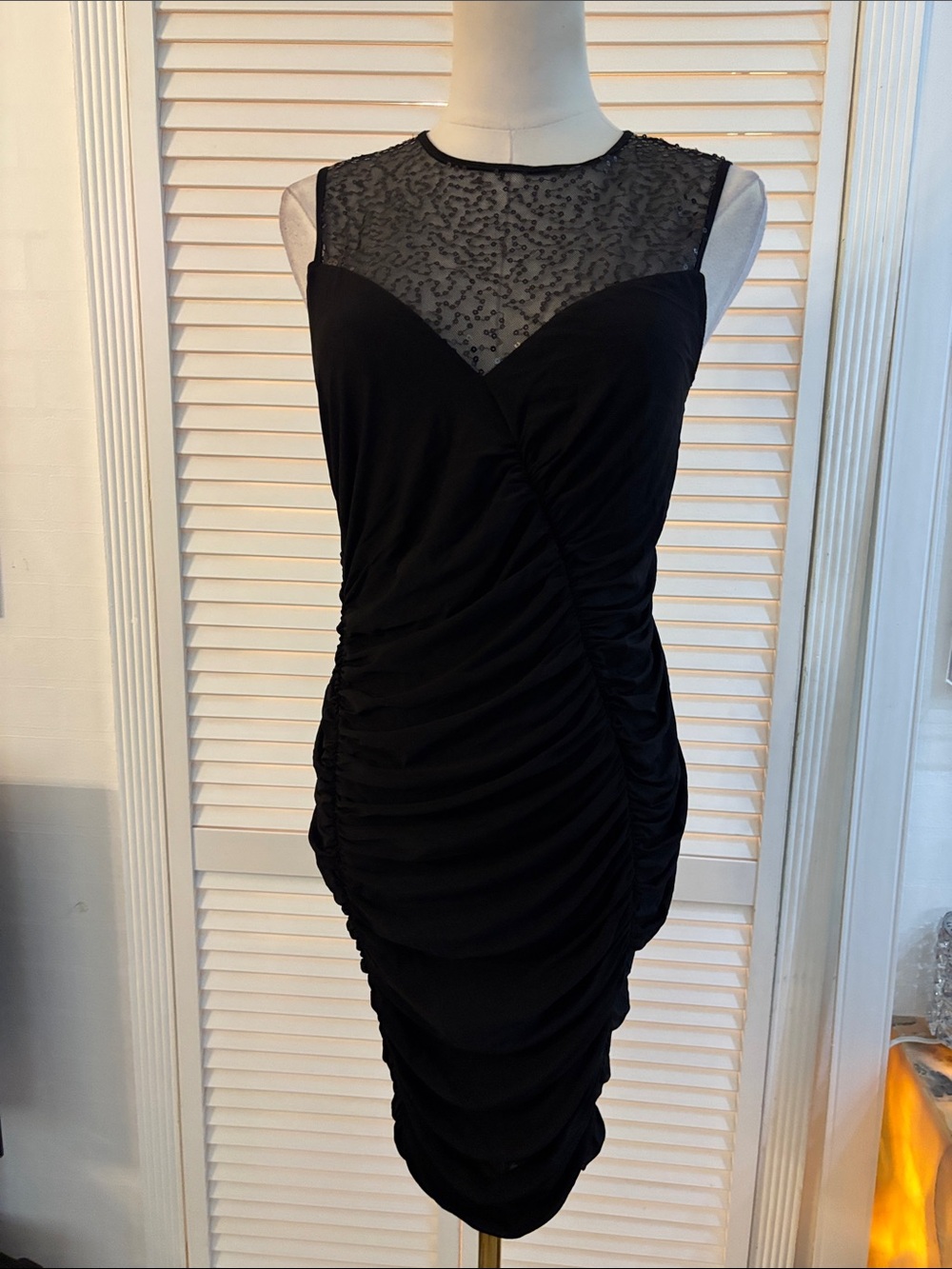 Iodine Elegant Black Sleeveless Ruched Midi Dress with Sheer Lace Yoke, US4-6